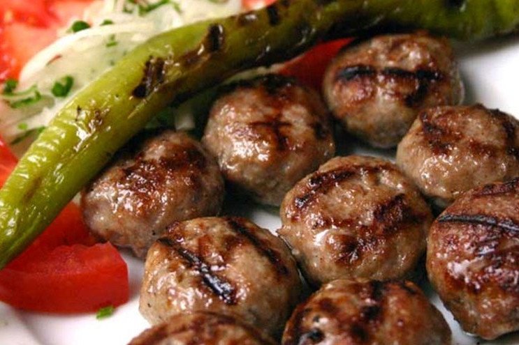 Grilled Köfte (Turkish Meatballs)